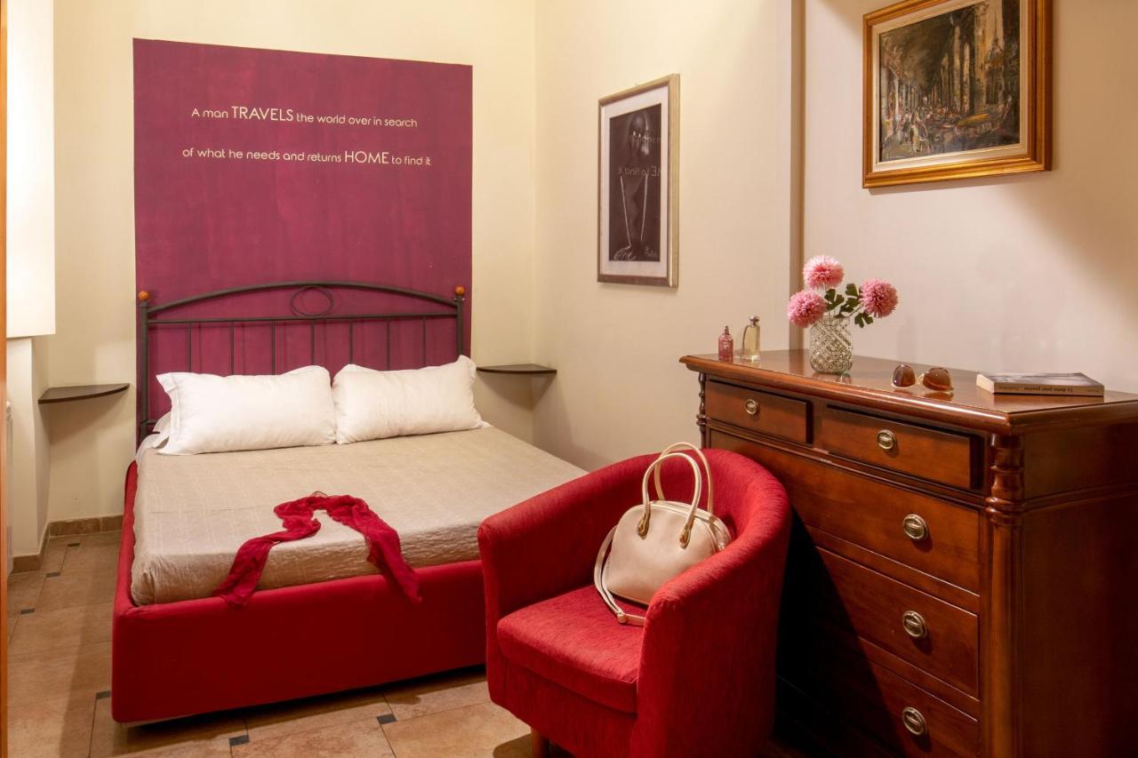 Cappellari Apartments - Campo De' Fiori Рим Екстериор снимка