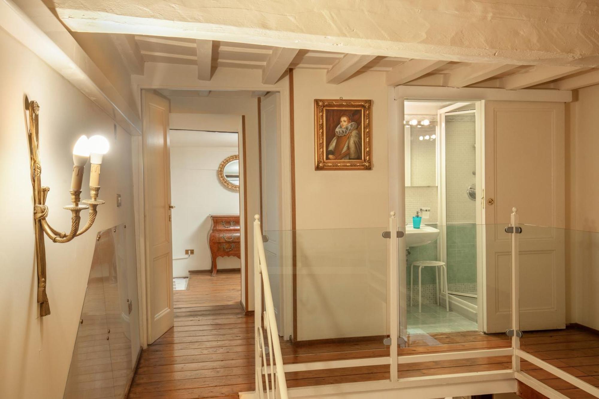 Cappellari Apartments - Campo De' Fiori Рим Екстериор снимка